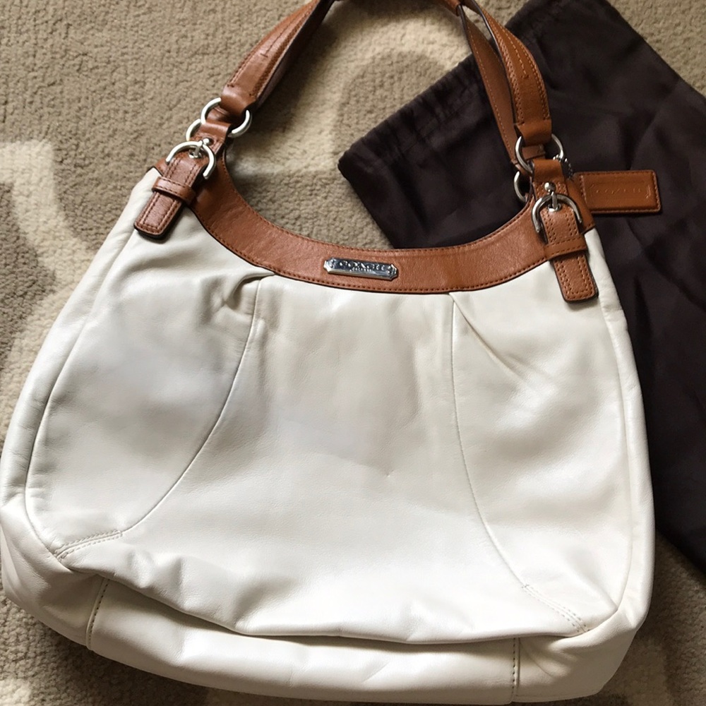 Coach purse - Picture 2 of 8